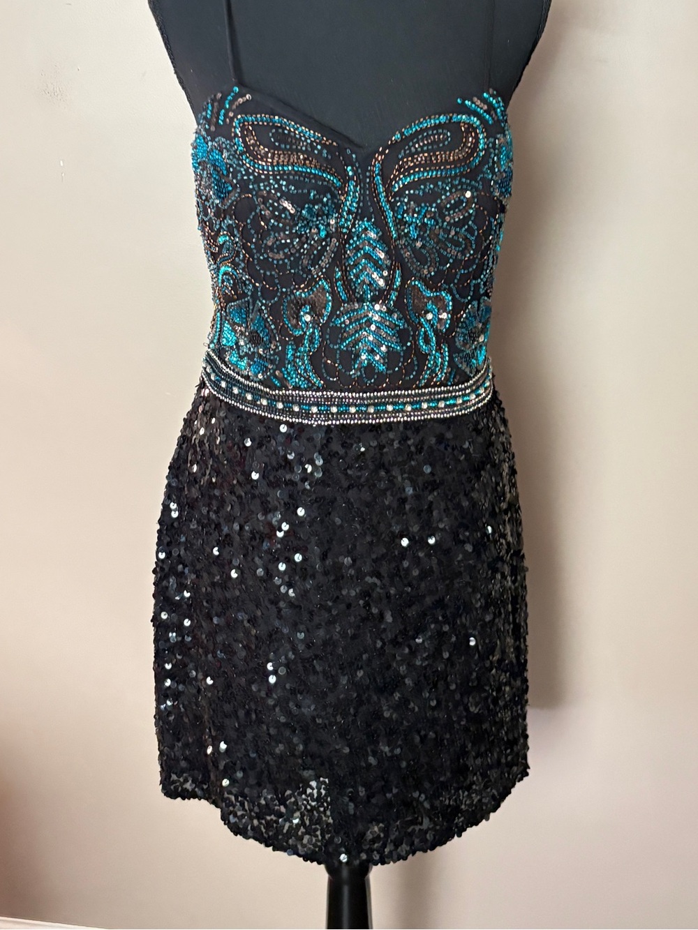 Shail K. 100% Silk Hand-Beaded Sequin Cocktail Mini Dress homecoming hoco EUC - Picture 8 of 16